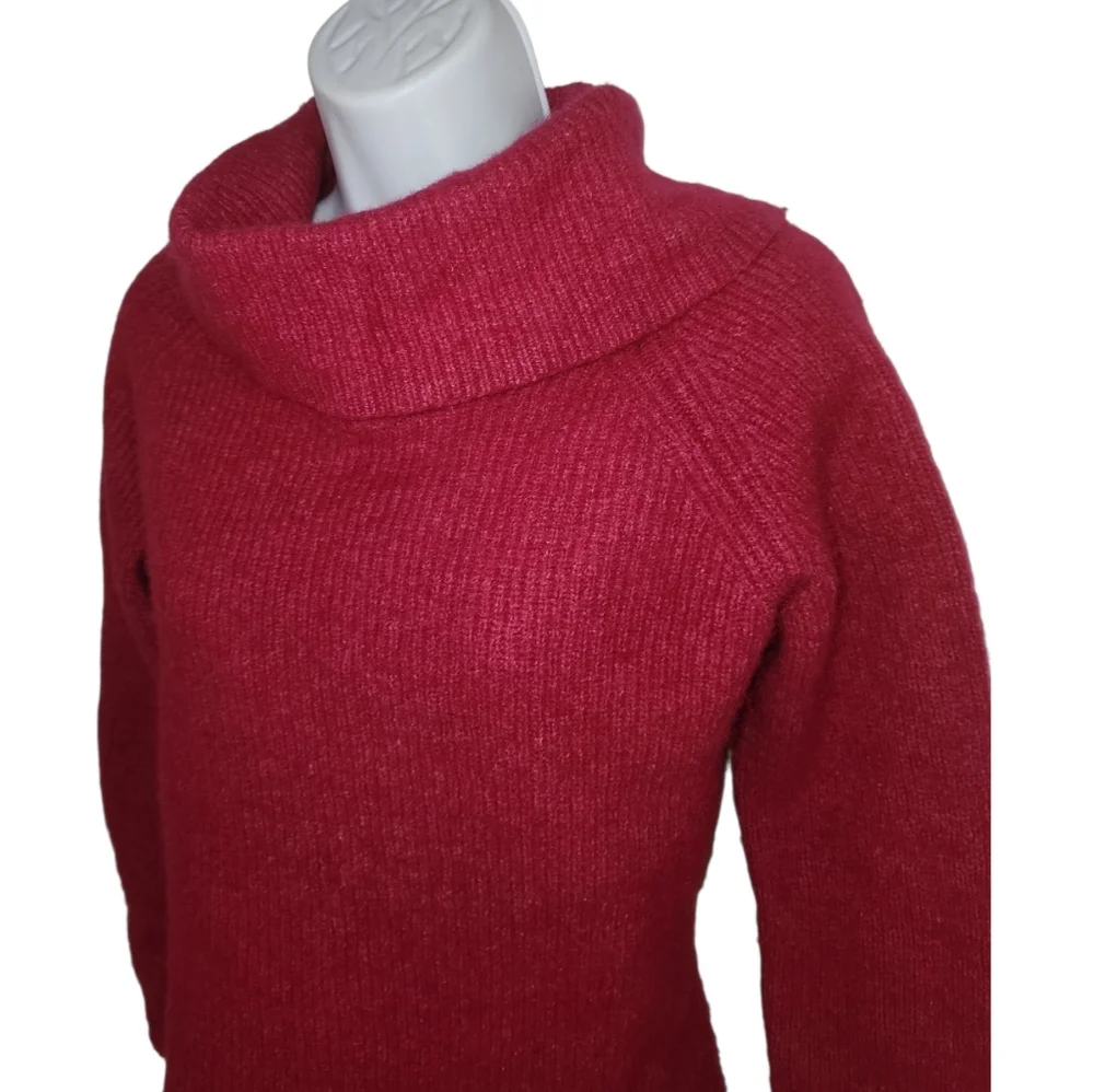 Tahari Merino Blend Fuchsia Knitwear Turtleneck Sweater Women's M - Picture 3 of 8